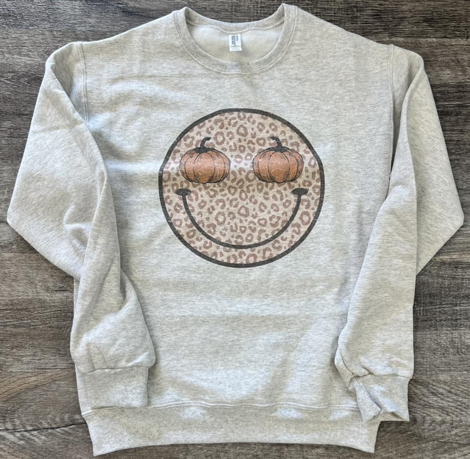 Happy Pumpkin Sweatshirt on Oatmeal