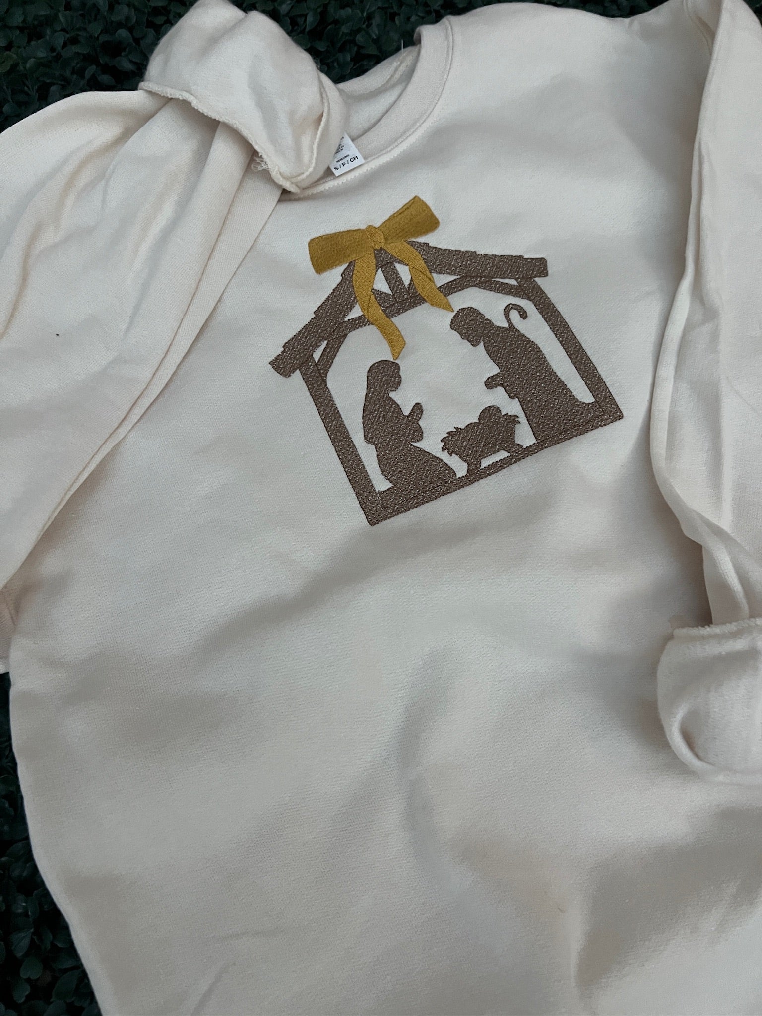 EMBROIDERED: Nativity on Cream