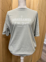 Load image into Gallery viewer, Unashamed Of The Gospel on Comfort Colors Bay
