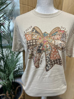 Load image into Gallery viewer, God Is Within Her Patchwork Bow on Sand
