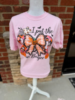 Load image into Gallery viewer, I Put The Boo In Boujee Bow on Comfort Colors (Shown on Blossom)
